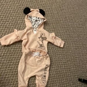 Disney baby 0-3 month Minnie Mouse sweatshirt and sweatpants